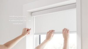 comment fixer des stores sur fenêtre pvc